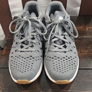 Men's Size 8 Nike Shoes